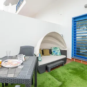 Modern Next To The Beach, Pets Friendly Apartamento
